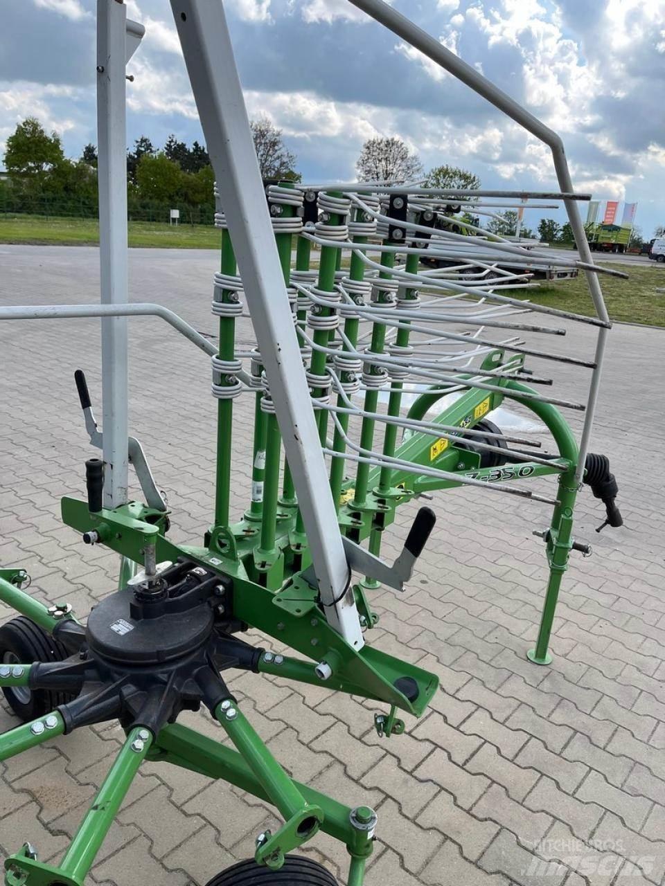 Samasz Z 350 料堆整形机