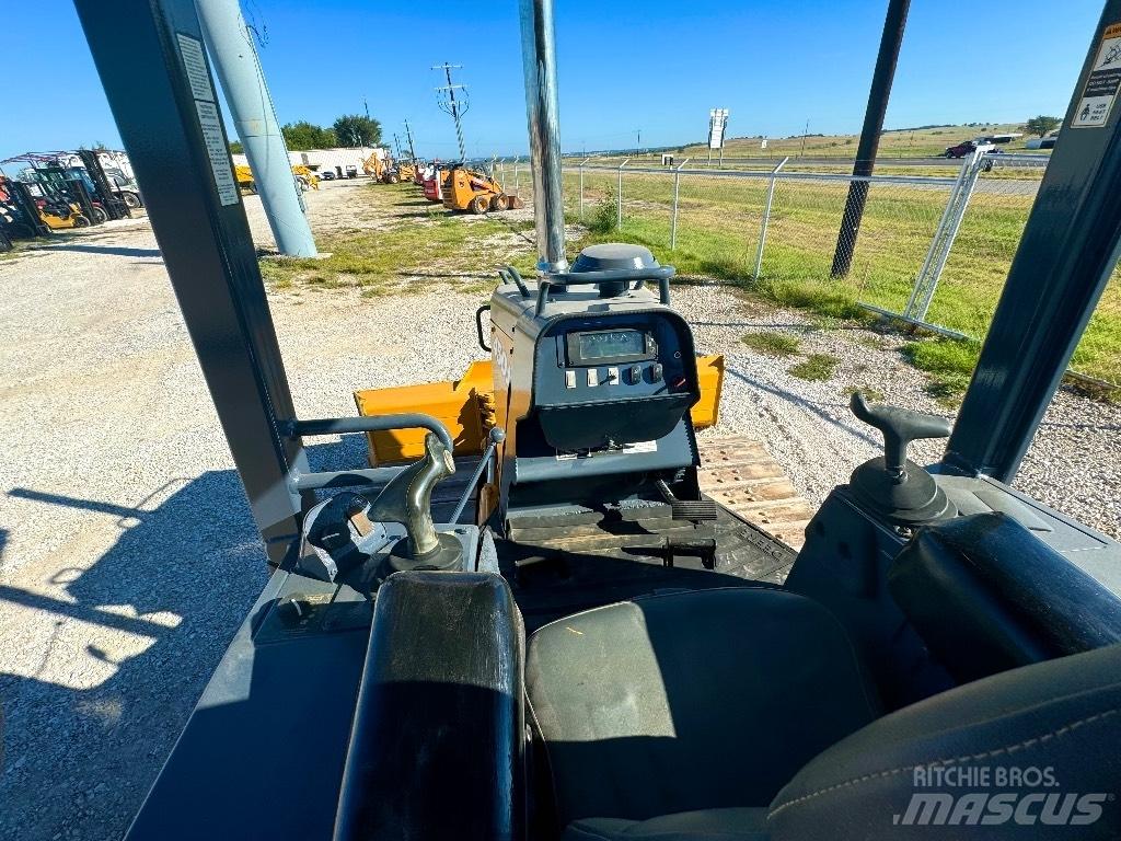 DEERE 450J 履带式推土机