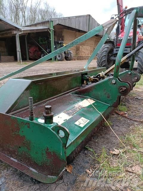 Major 8400 TOPPER 牧场割草机和切顶器