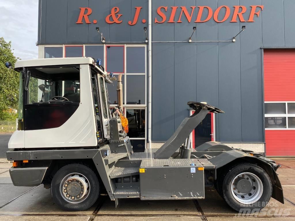 Terberg RT223 码头牵引车