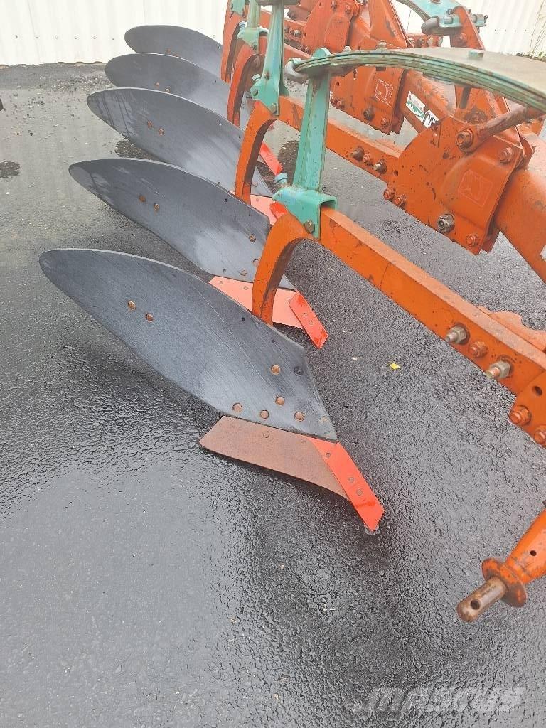 Kverneland W2 传统犁