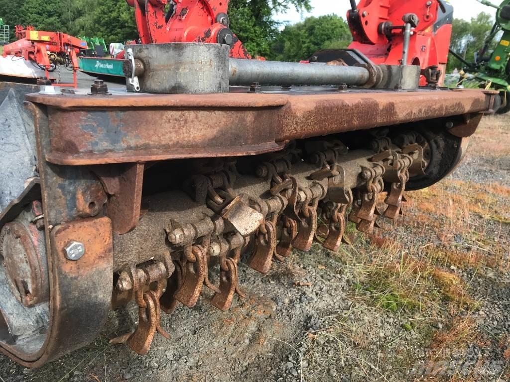 Kuhn EP 5050 SP 装载牵引式割草机