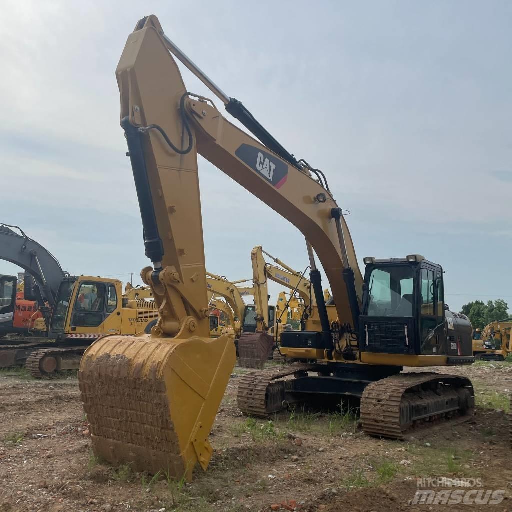 CAT 326D2 履带挖掘机