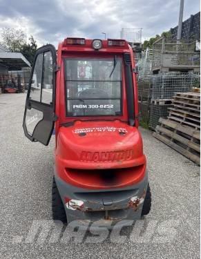 Manitou MI 30 D 柴油叉车
