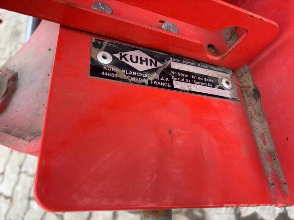 Kuhn Deltis 1302 牵引式喷雾机