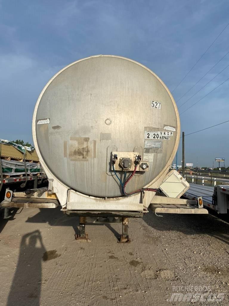 ACRO TANKER 罐式拖车