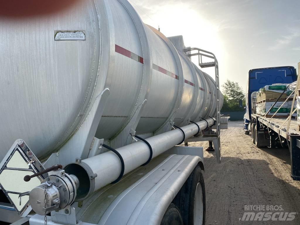 ACRO TANKER 罐式拖车