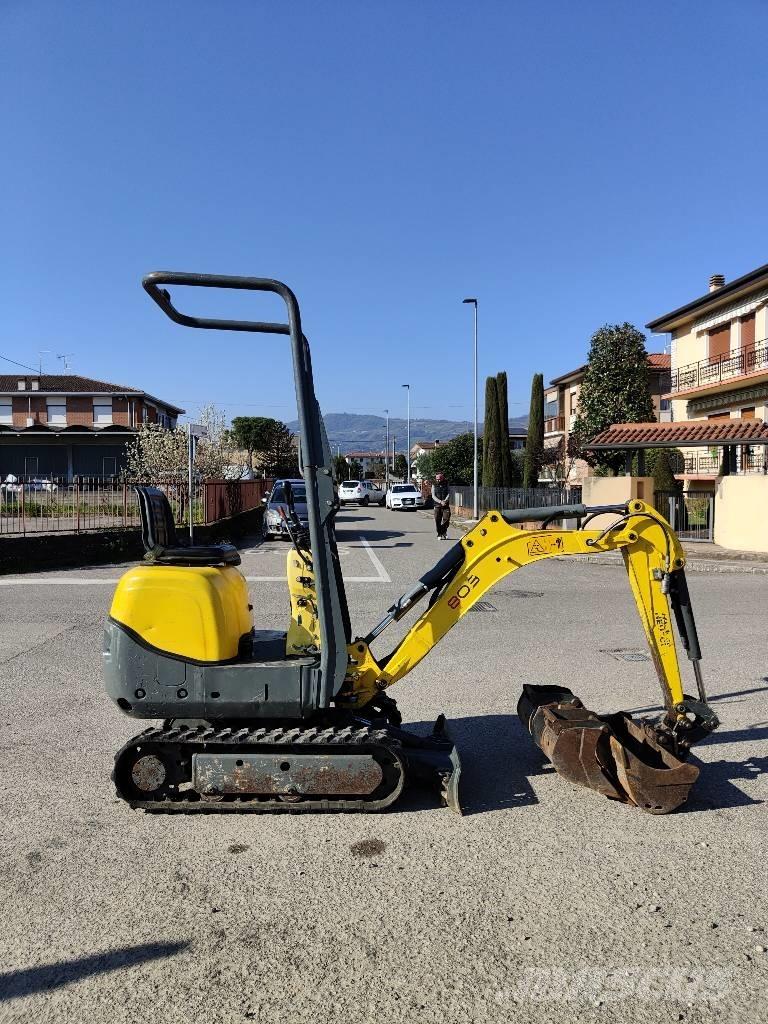 Wacker Neuson 803 小型挖掘机