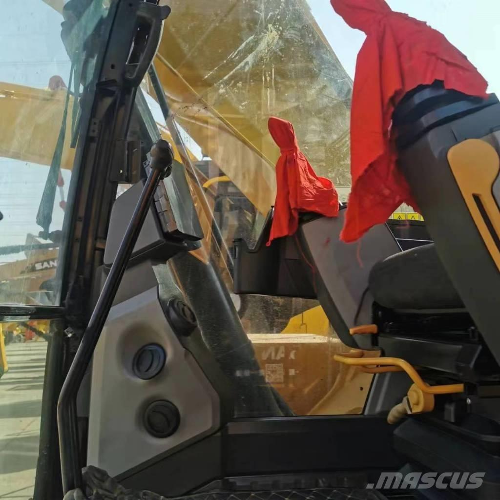 CAT 320 GC 履带挖掘机