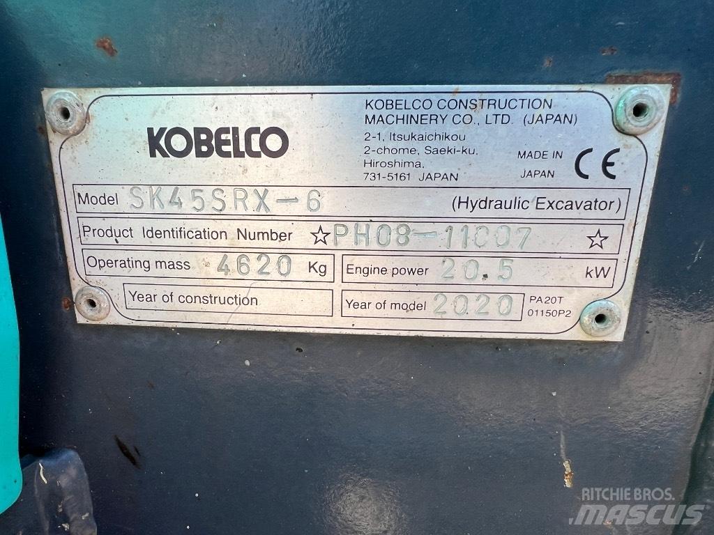 Kobelco SK 45 SRX-6 小型挖掘机