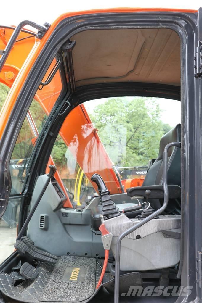 Doosan DX 75-9 C 小型挖掘机