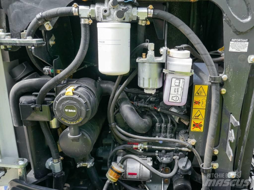 Bobcat E 17 小型挖掘机