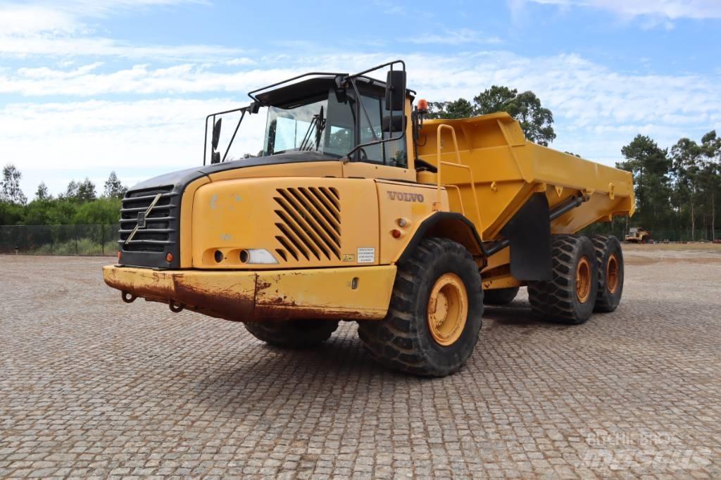 Volvo A30D 铰接式自卸车