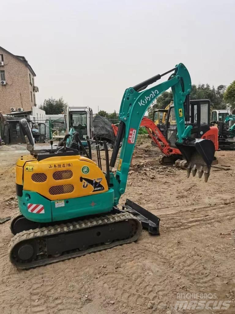 Kubota U 17 小型挖掘机