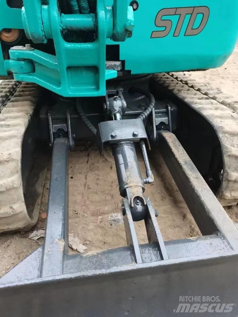 Kubota U 17 小型挖掘机
