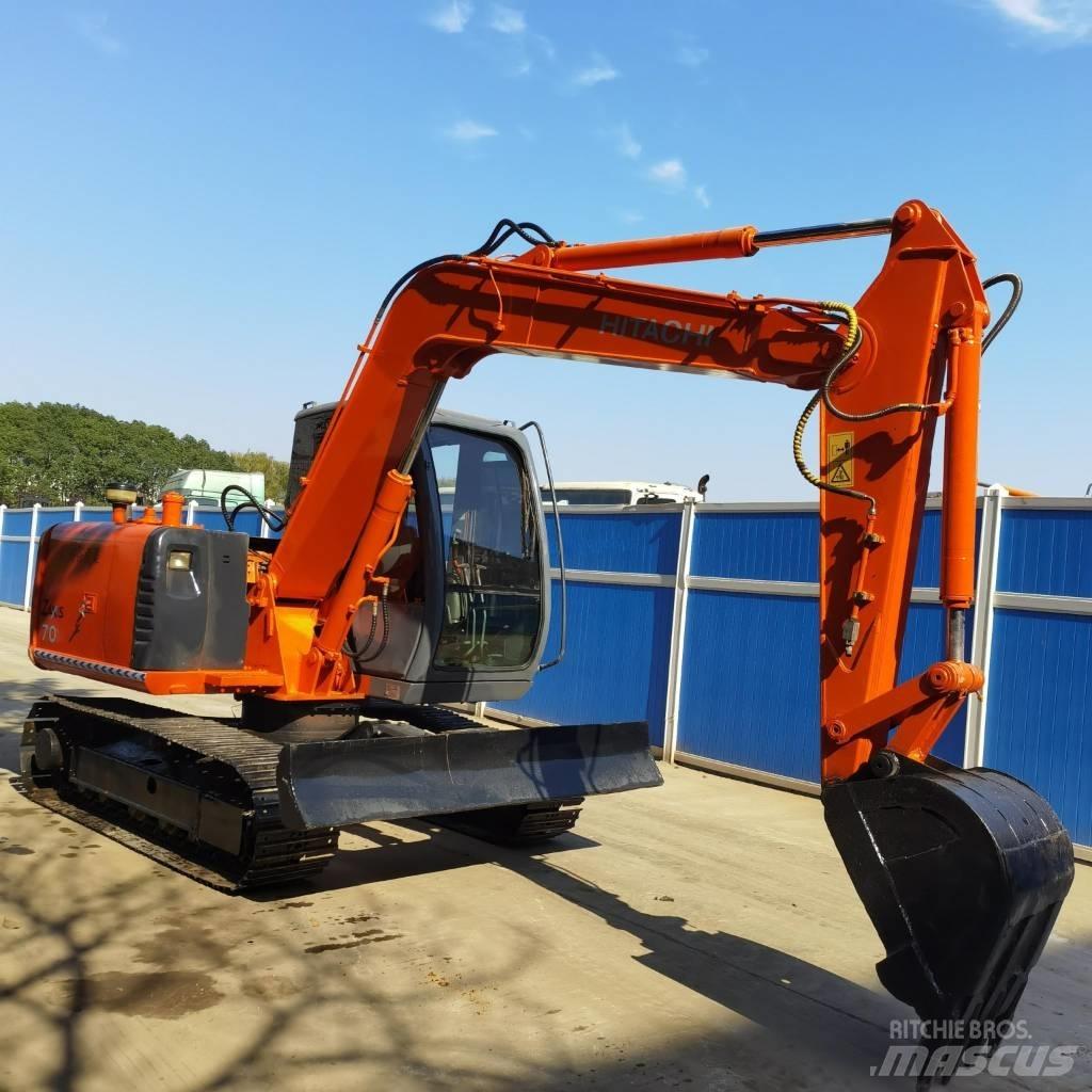 Hitachi ZX70 履带挖掘机