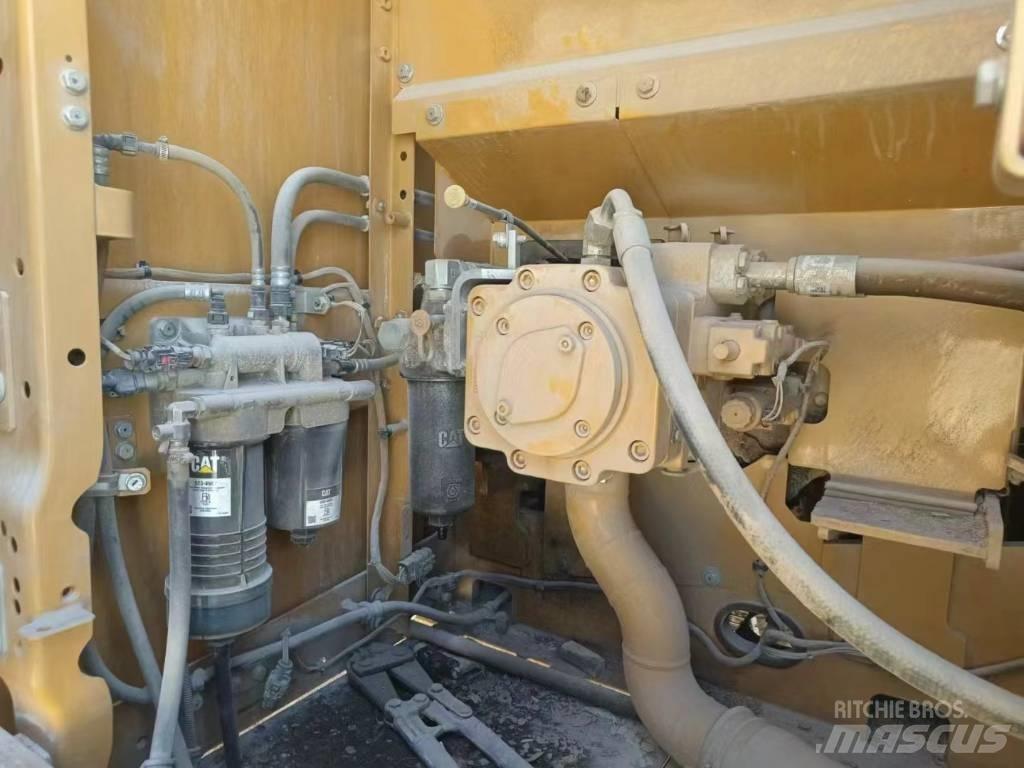 CAT 320 GC 履带挖掘机