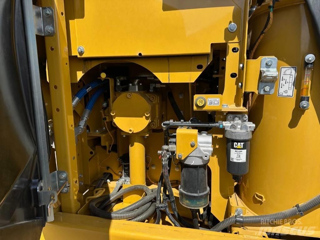 CAT 317 履带挖掘机