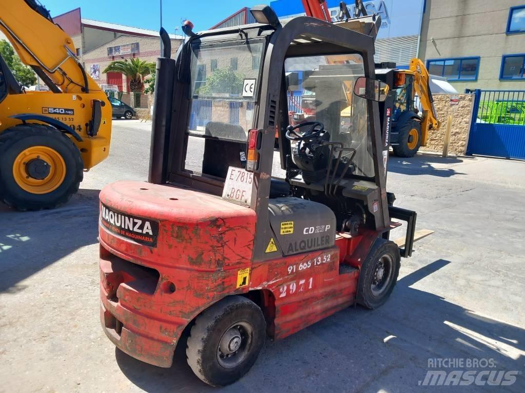 Manitou CD 25 P 柴油叉车
