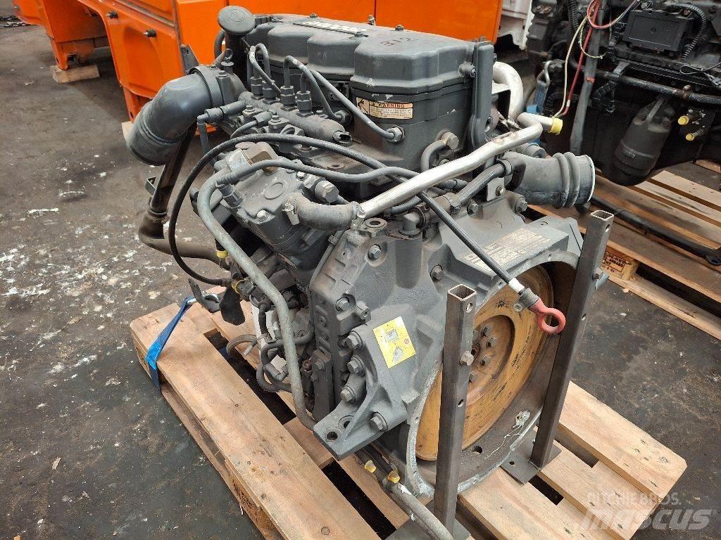 DAF FR118S1 发动机