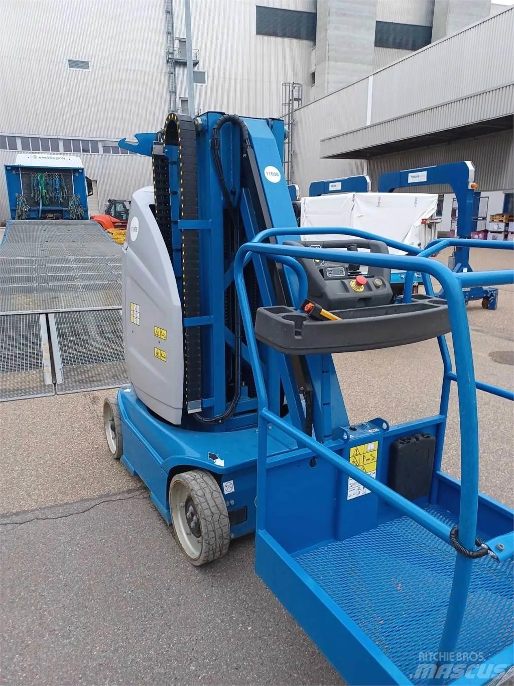 JLG Toucan 10E-L 曲臂高空工作平台