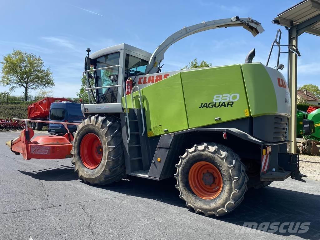 CLAAS JAGUAR 830 青饲料收获机