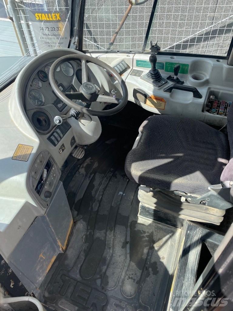 Terex TA27 铰接式自卸车