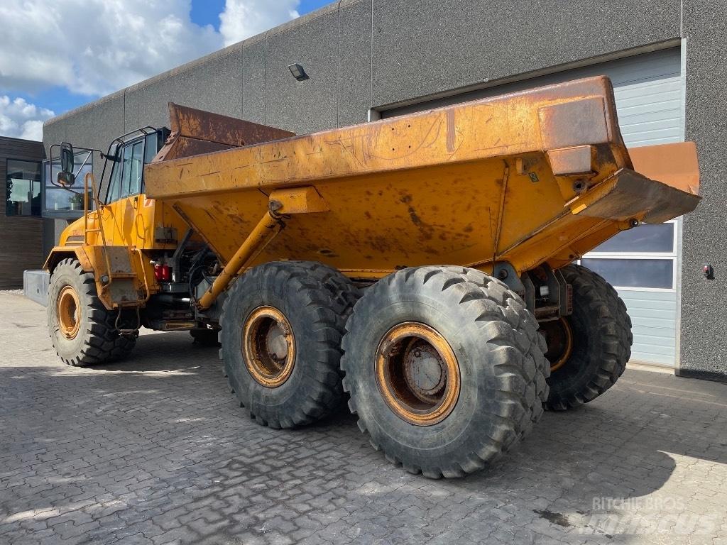 Terex TA27 铰接式自卸车