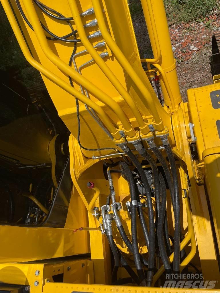 Komatsu PC 220 履带挖掘机