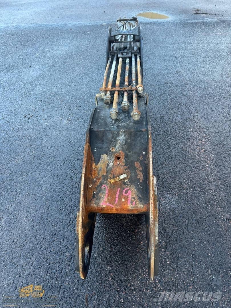 Komatsu 105F 货运起重机