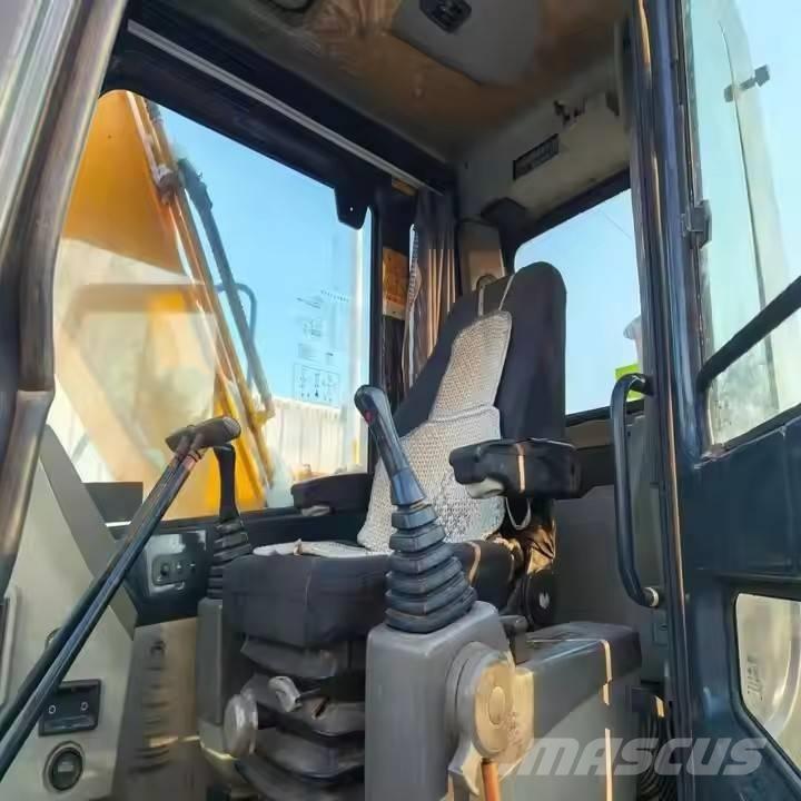 Hyundai 110 VS 履带挖掘机