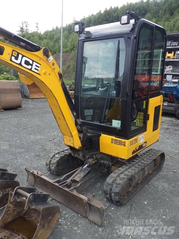 JCB 19 C-1 小型挖掘机
