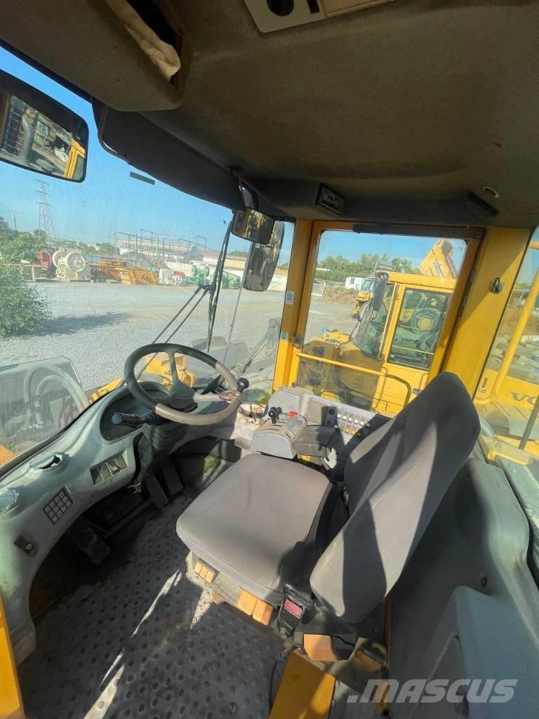 Volvo L 180 E 轮式装载机