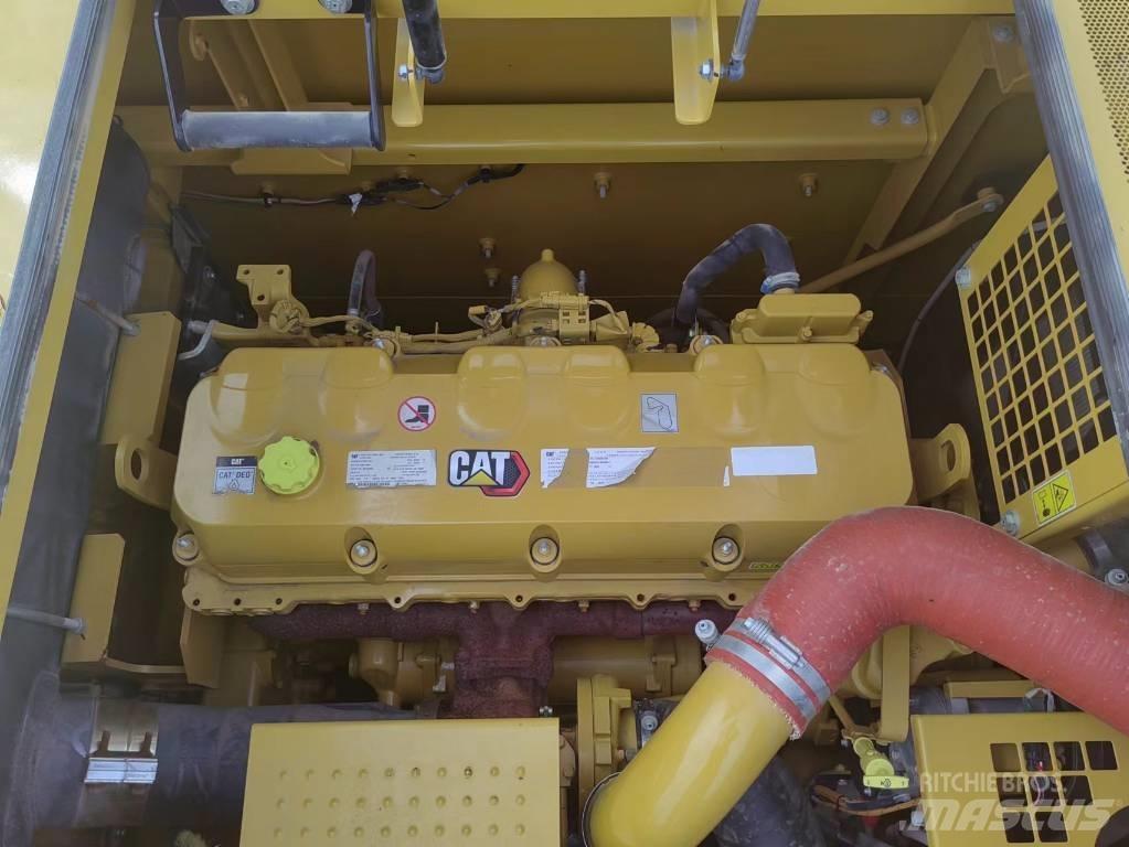 CAT 2020 CAT 349 轮式挖掘机