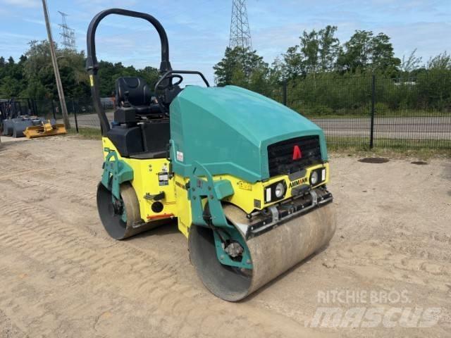 Ammann ARX 26 双轮压路机