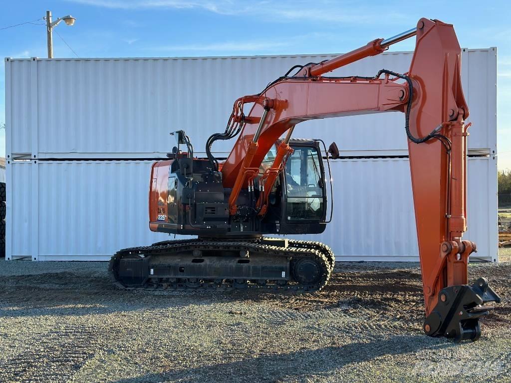Hitachi ZX225US-6 履带挖掘机