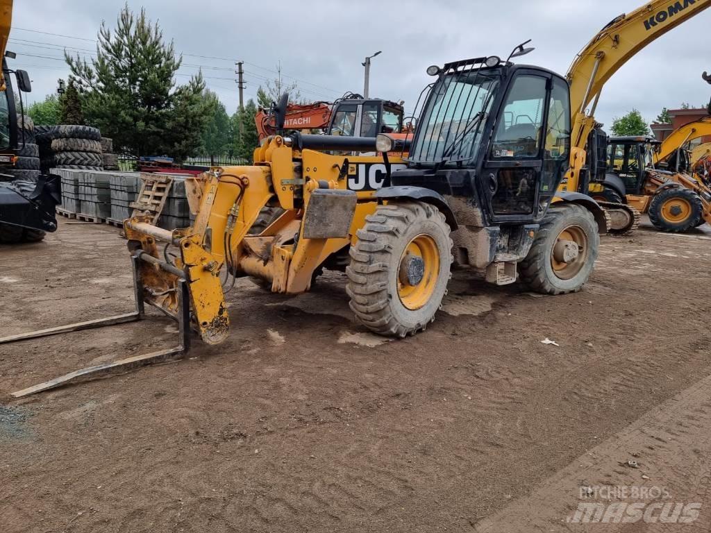JCB 540-170 伸缩臂叉装车|叉装车
