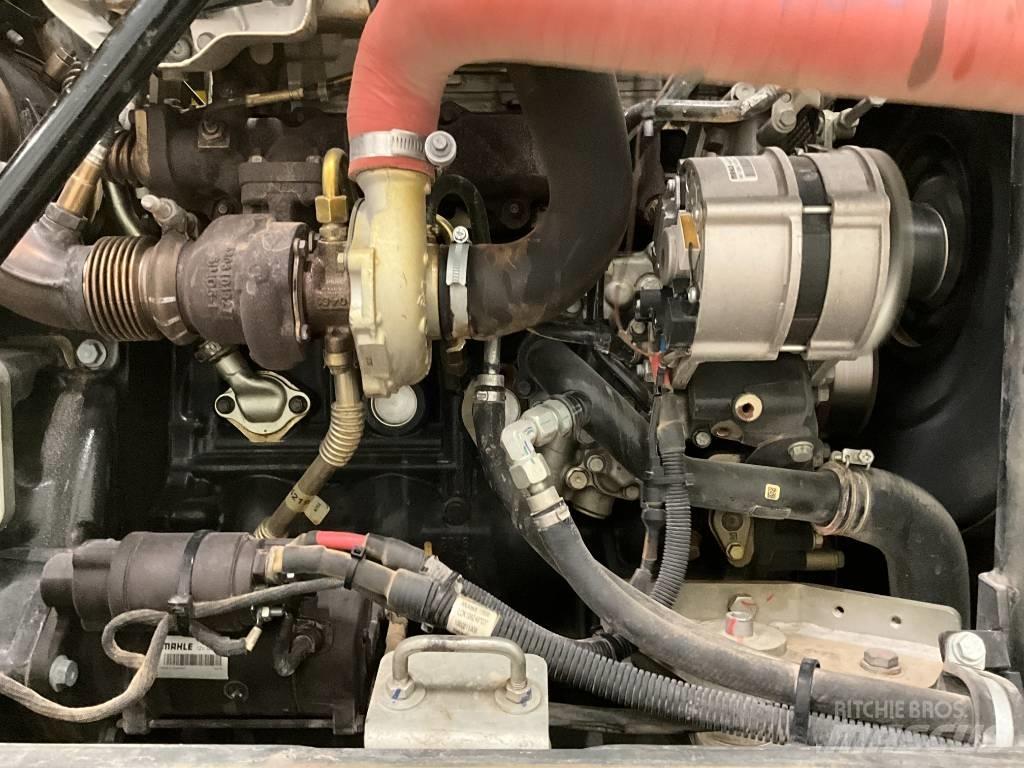 Neuson EW 100 轮式挖掘机