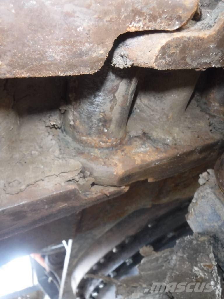 Hitachi ZX 210 LC-6 履带挖掘机