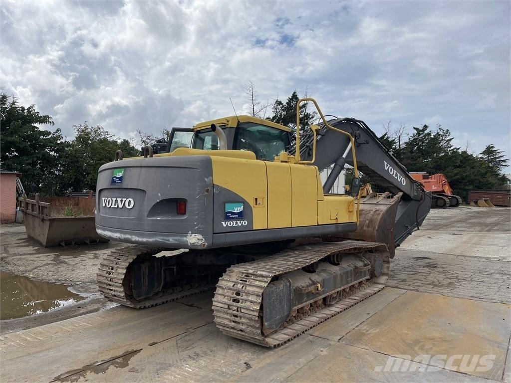 Volvo EC 160 LC 履带挖掘机