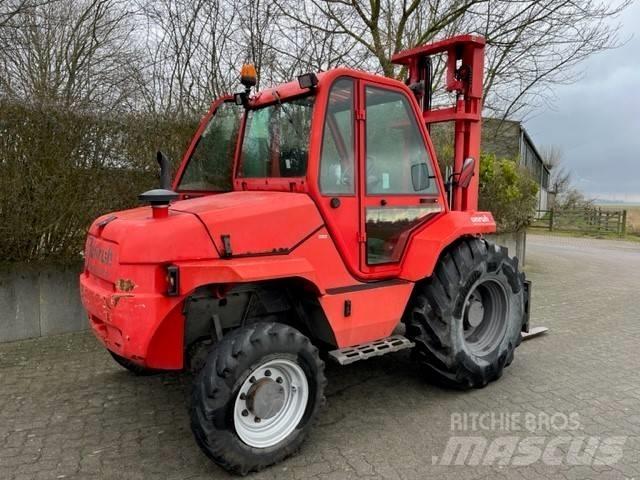 Manitou M 26.4 越野叉车|叉装车