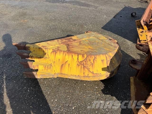 ADCO 100 吊杆和铲斗