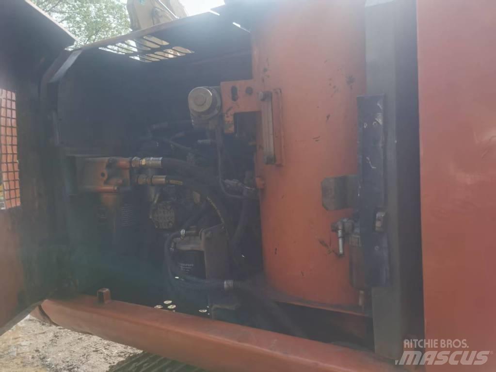 Hitachi ZX 120 履带挖掘机