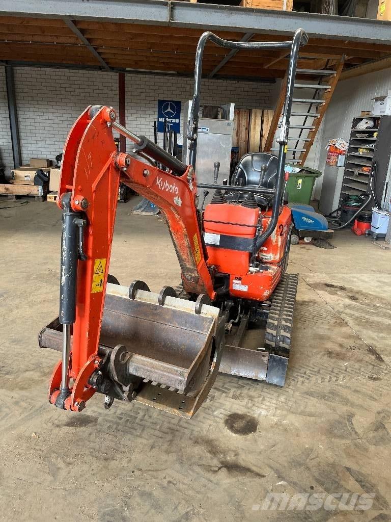 Kubota U 10-3 小型挖掘机