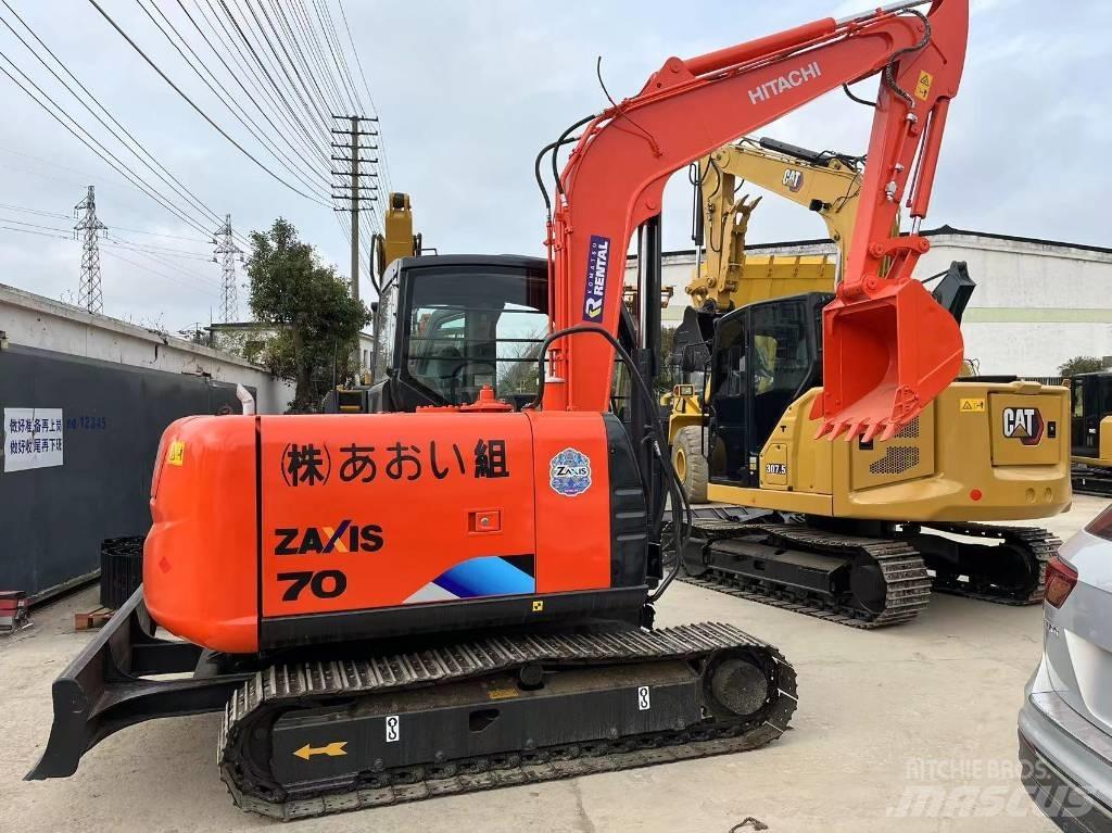 Hitachi ZX 70 小型挖掘机