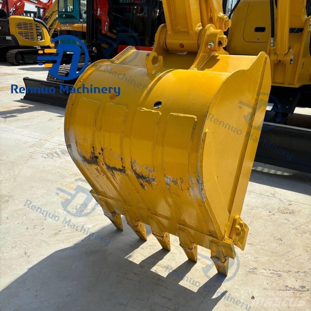 Komatsu PC 56 小型挖掘机