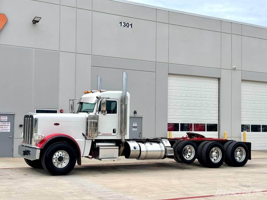 Peterbilt 389 牵引车