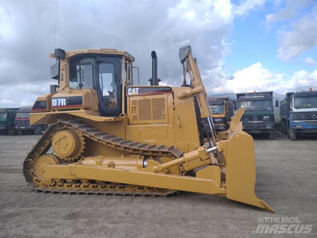 CAT D 7 R 推土机