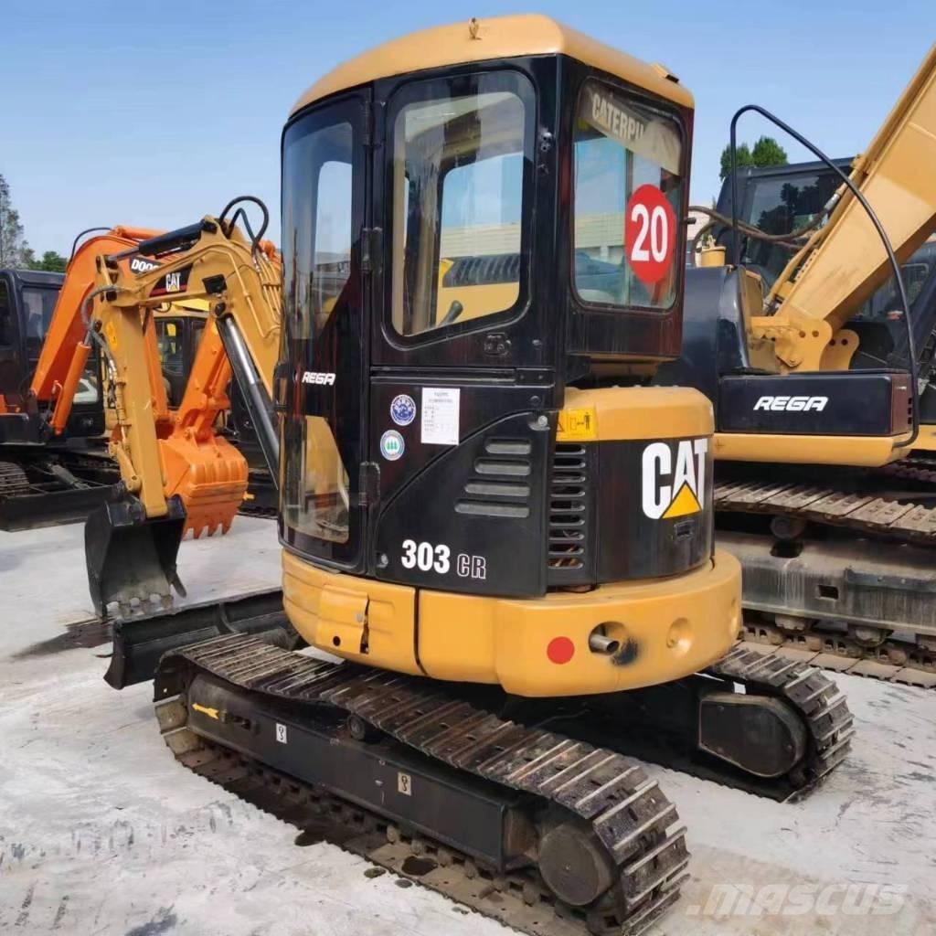 CAT 303 CR 小型挖掘机