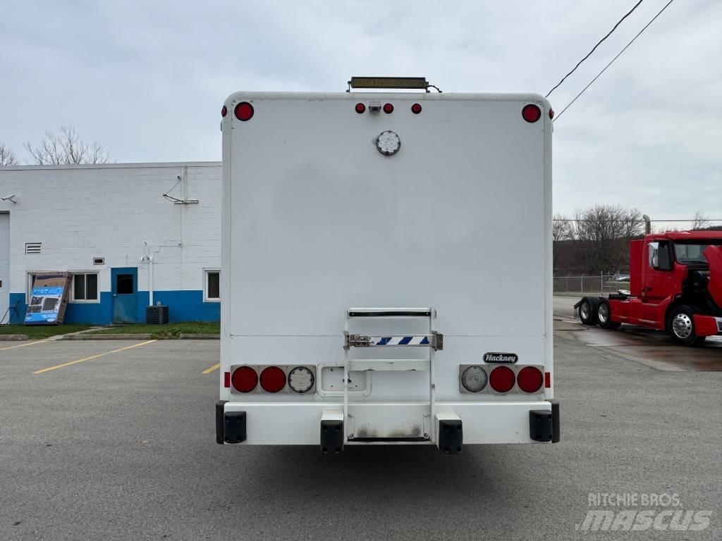 Freightliner M2 饮料运输车